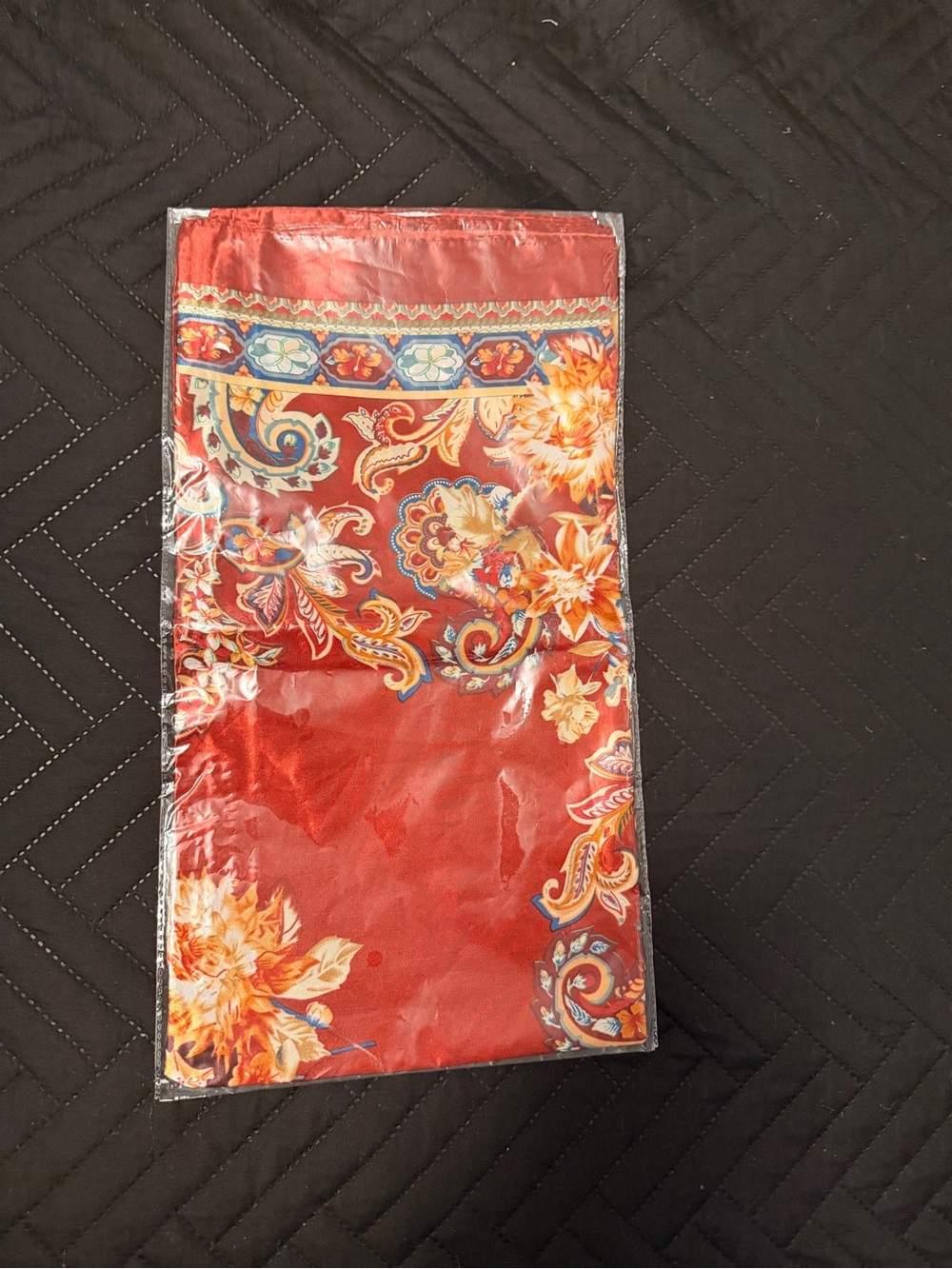 SHEIN Red Floral Paisley Scarf